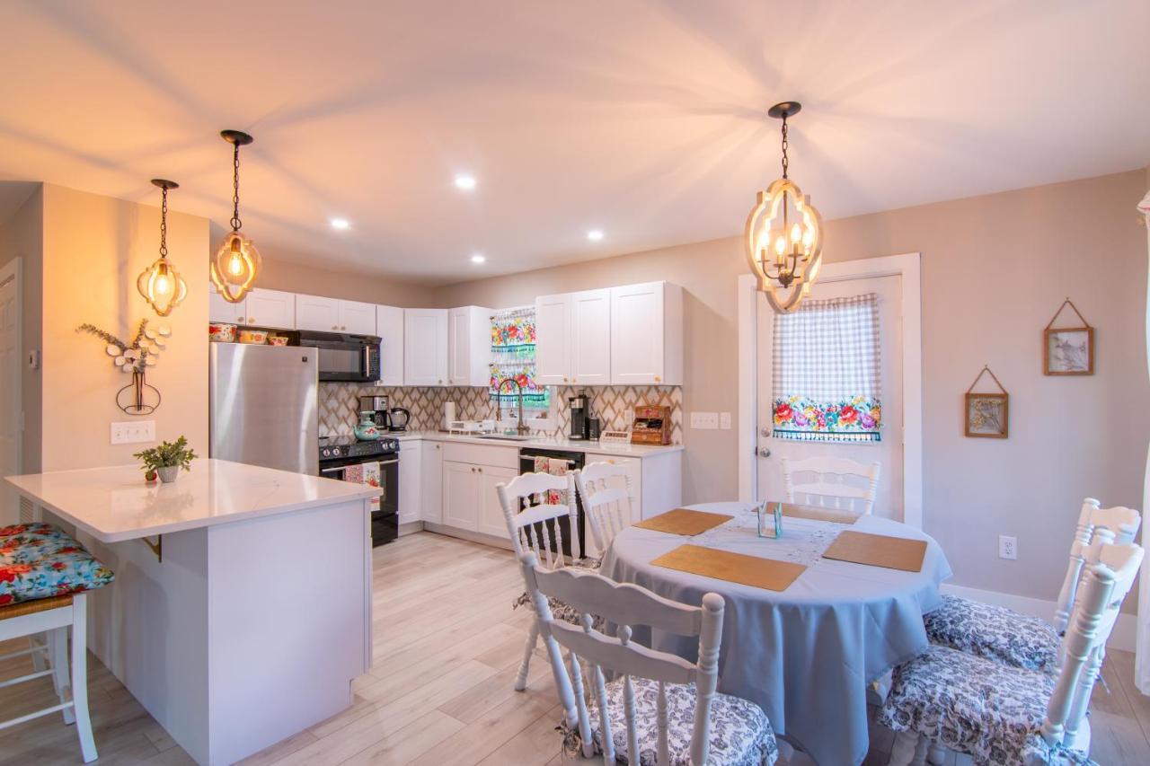 Newly Remodeled Luxury Cottage With Mountain Views Sparta Dış mekan fotoğraf