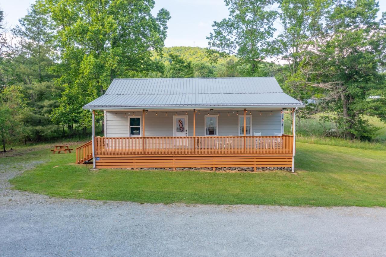 Newly Remodeled Luxury Cottage With Mountain Views Sparta Dış mekan fotoğraf